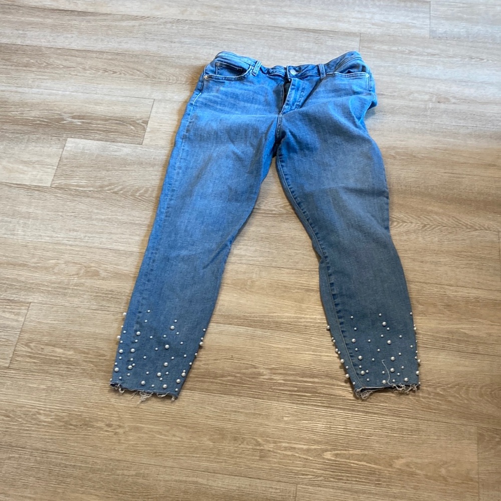 Pearl decorated ankle length pants